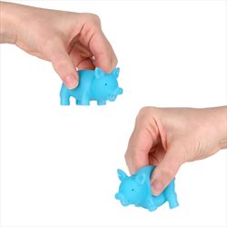 TR97357 Squeaking Pig 3